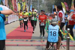 BIB: 
                            <button type="button" onclick="openModal(8249502)" class="btn btn-primary btn-sm float-right btn-popup" data-toggle="modal" data-target=".modal-high-quality">
                        <i class="fas fa-shopping-cart"></i> Add to Cart
                    </button>
                                            <button type="button" onclick="isThisMe(8249502, true)" class="btn btn-success btn-sm float-right btn-popup btn-isme hidden" data-toggle="tooltip" data-placement="bottom" title="นี่คือรูปของคุณใช่ไหม คลิกที่นี่เพื่อเอาเข้าอัลบั้ม">
                        <i class="fas fa-plus"></i> Add to album
                    </button>
                    <button type="button" onclick="isThisMe(8249502, false)" class="btn btn-warning btn-sm float-right btn-popup btn-isnotme hidden">
                        <i class="fas fa-ban"></i> Remove from album
                    </button>